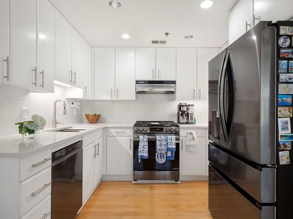 9 West Broadway 314, Boston MA 02127