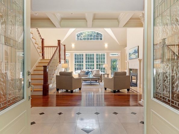 19 Whippoorwill Lane, Concord MA 01742