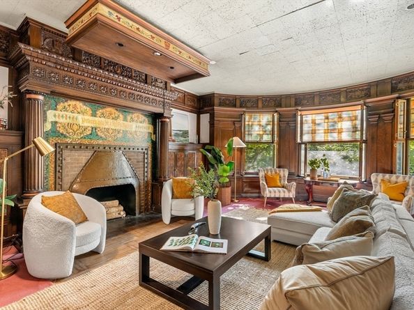 395 Commonwealth Avenue, Boston MA 02215
