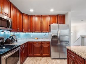 4 Crest Ave, Worcester MA 01607