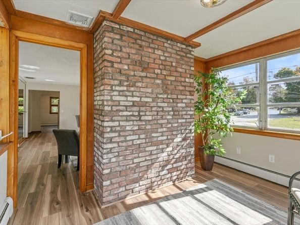 270 Lowell St, Wakefield MA 01880