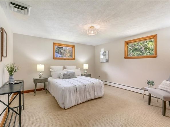 270 Lowell St, Wakefield MA 01880