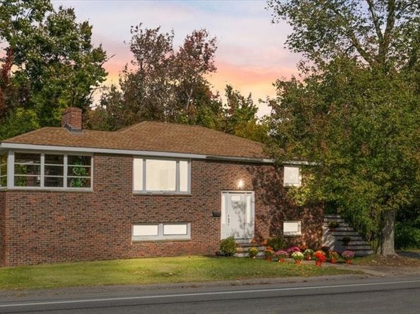 270 Lowell St, Wakefield MA 01880