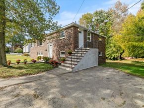 270 Lowell St, Wakefield MA 01880