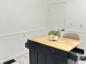 240 River St, Waltham MA 02453