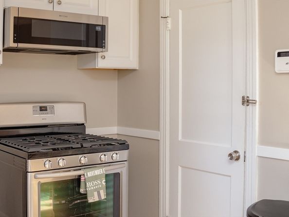49 Fisher, Westwood MA 02090