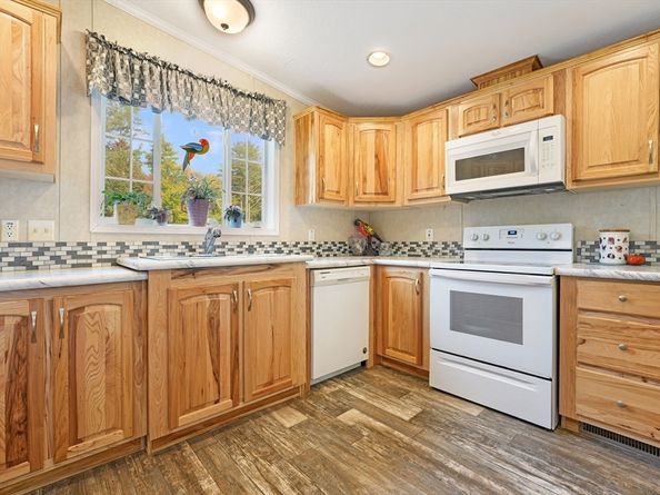 10 Roosevelt Ridge, Carver MA 02330