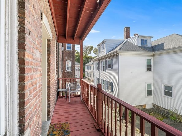 16 Leavitt St 2, Salem MA 01970