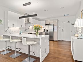 68 Los Angeles St PH5, Newton MA 02458