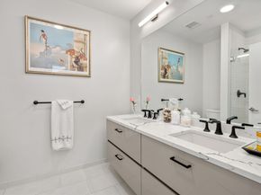 68 Los Angeles St PH5, Newton MA 02458