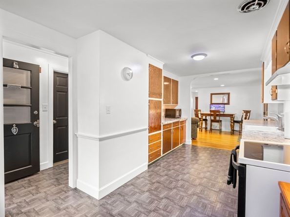 43 Moon Road, Lynn MA 01904