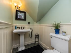 159 Washington St 4, Newton MA 02458