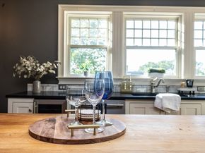 159 Washington St 4, Newton MA 02458