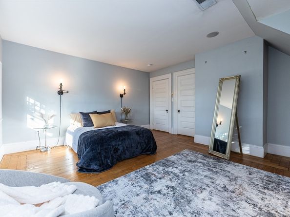 159 Washington St 4, Newton MA 02458