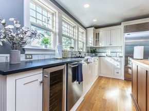 159 Washington St 4, Newton MA 02458
