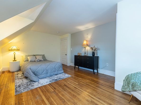 159 Washington St 4, Newton MA 02458