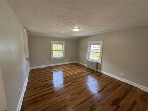 19 Garden St, Auburn MA 01501