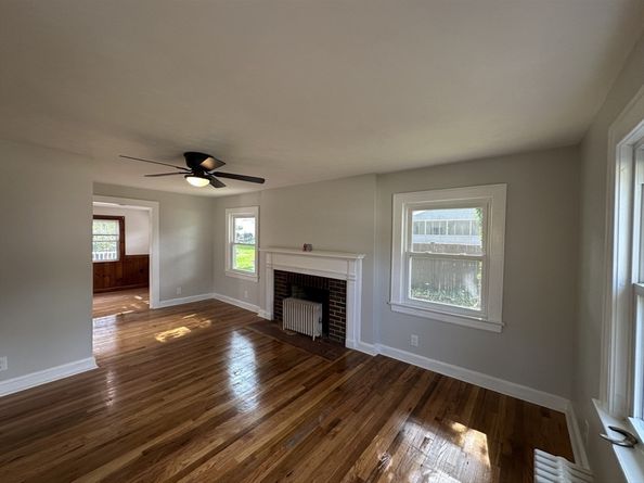 19 Garden St, Auburn MA 01501