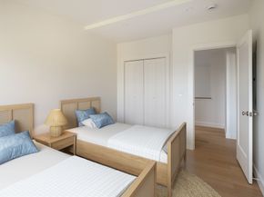 8 Channel St, Mattapoisett MA 02739