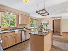 17 Taft Rd, Sterling MA 01564