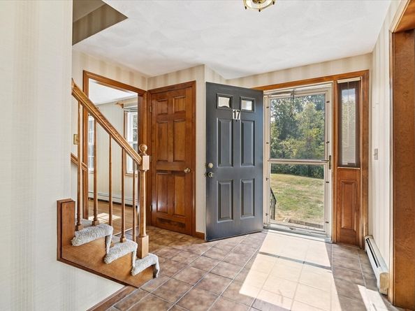 17 Taft Rd, Sterling MA 01564