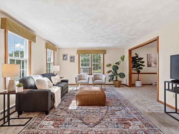 17 Taft Rd, Sterling MA 01564