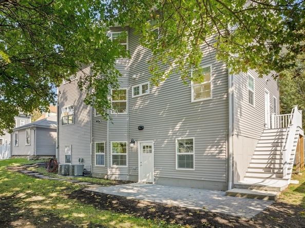 98 Carroll St 98, Watertown MA 02472