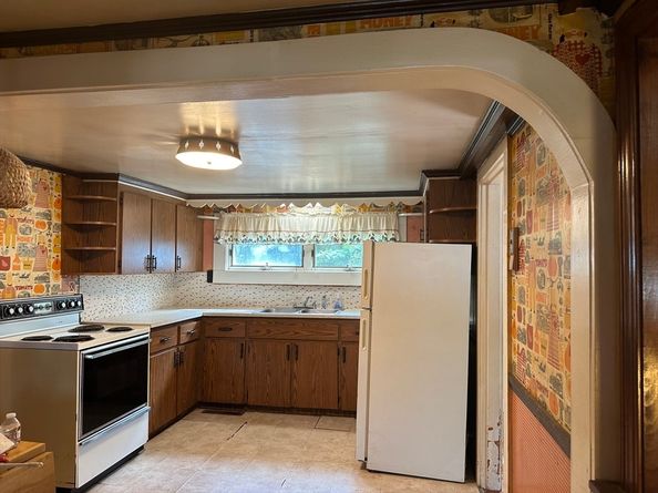 110 Friendship St, Billerica MA 01821