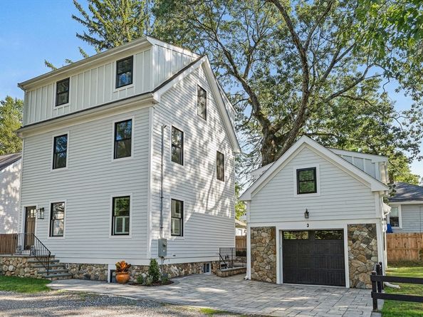 3 Pineridge Rd, Natick MA 01760