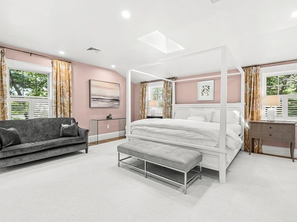 3 Pineridge Rd, Natick MA 01760