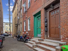 3 Wilbur Ct, Boston MA 02128