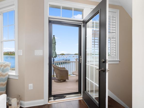 125 Halsted Dr 125, Hingham MA 02043