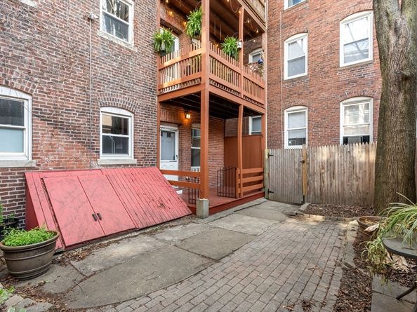 221 Shurtleff St 2, Chelsea MA 02150