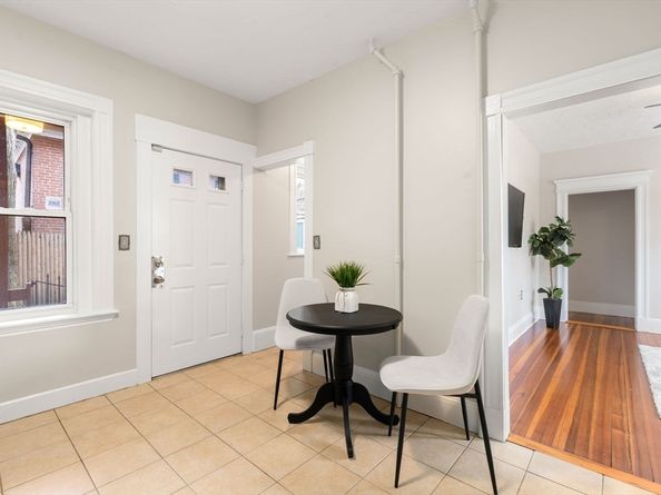 221 Shurtleff St 2, Chelsea MA 02150