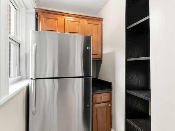 221 Shurtleff St 2, Chelsea MA 02150