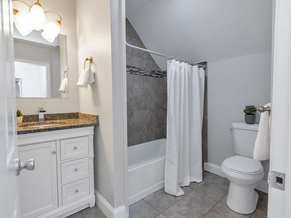 21 Emerton St 2, Salem MA 01970