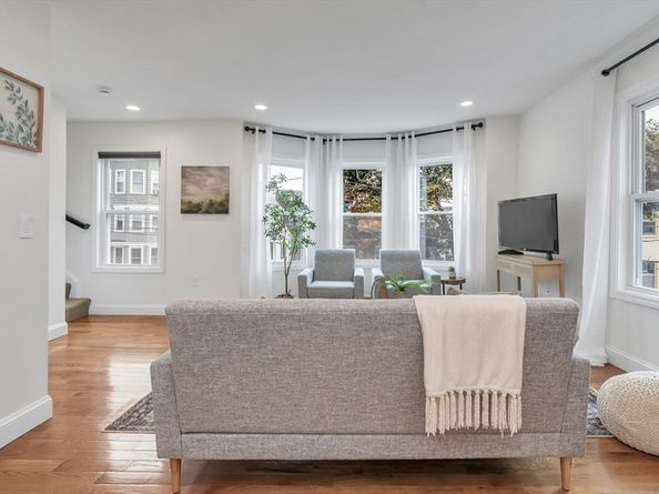21 Emerton St 2, Salem MA 01970