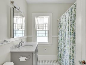 129 Auburn Street, Cambridge MA 02139