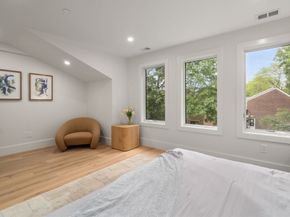 2202 Commonwealth Ave 2, Newton MA 02466