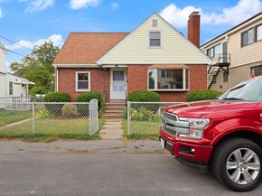 7 French St, Watertown MA 02472