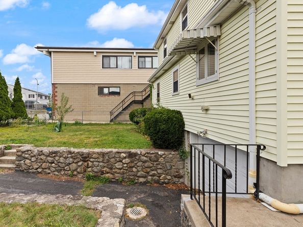 7 French St, Watertown MA 02472