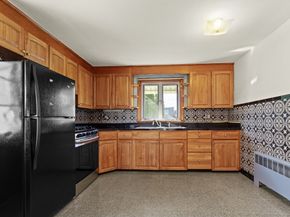 7 French St, Watertown MA 02472