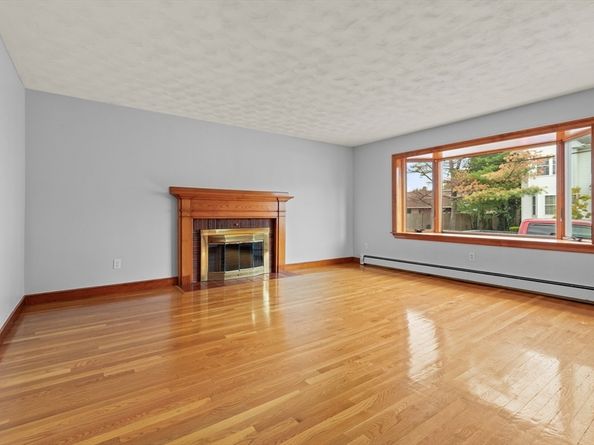 7 French St, Watertown MA 02472
