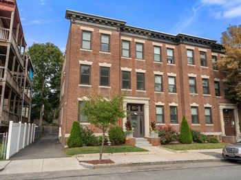 80 Winthrop St.