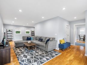 4 E Charles St, Milford MA 01757