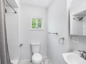 4 E Charles St, Milford MA 01757