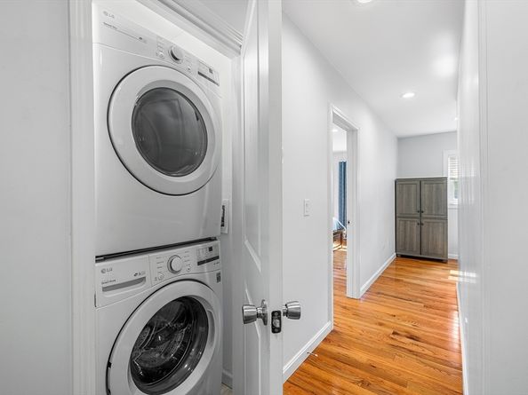 4 E Charles St, Milford MA 01757