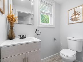 4 E Charles St, Milford MA 01757