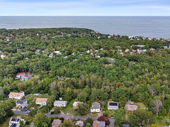 25 Stockholm Ave, Rockport MA 01966