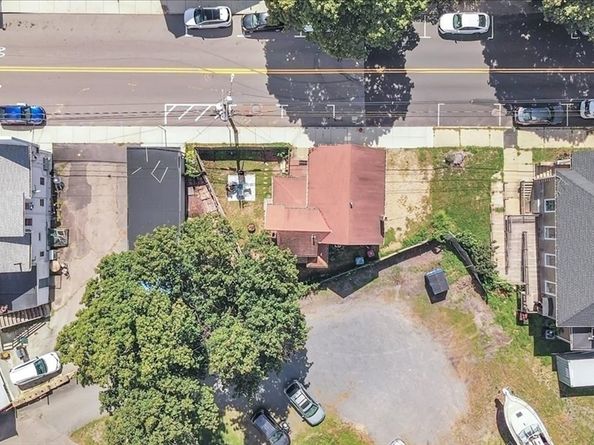 481 Center, Middleboro MA 02346